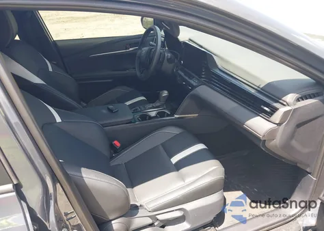 2025 Toyota Camry Se z USA, uszkodzony, nr VIN 4T1DAACK6SU032685